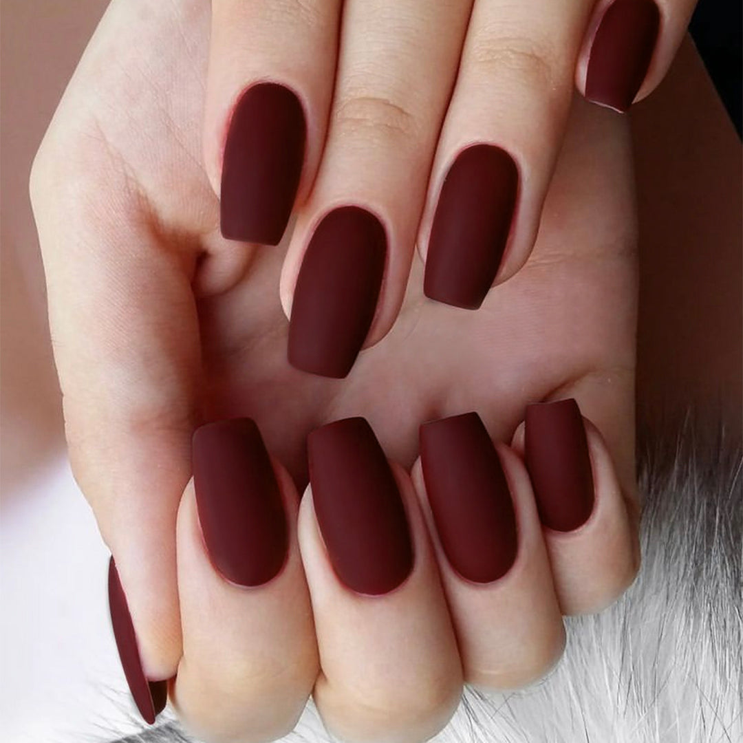 Künstlerische matte Press-On Nagelspitzen Karnz