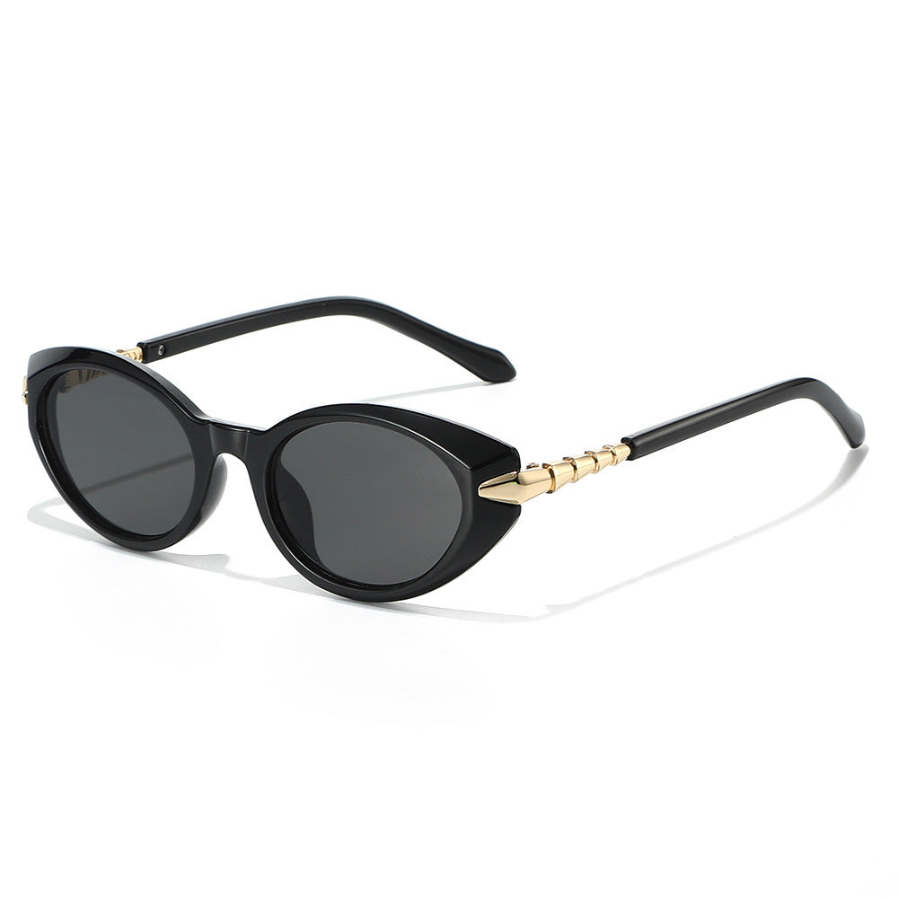 Designer Cat-Eye Sonnenbrille mit goldenen Akzenten Karnz