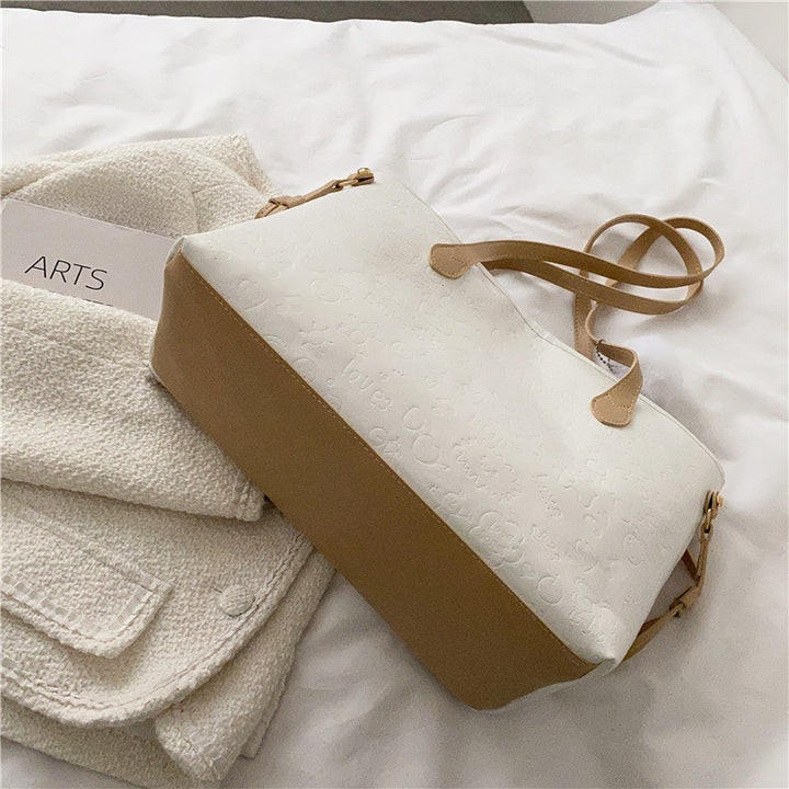 Stylische Präge-Schultertasche