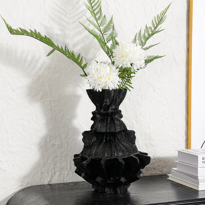 Künstlerische strukturierte Blumenvase