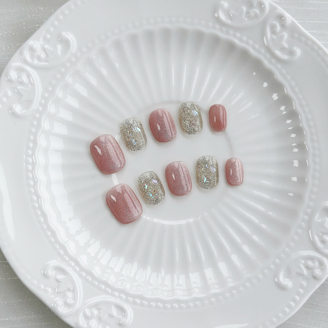 Schmetterlings-verzierte Press-On Nagelset