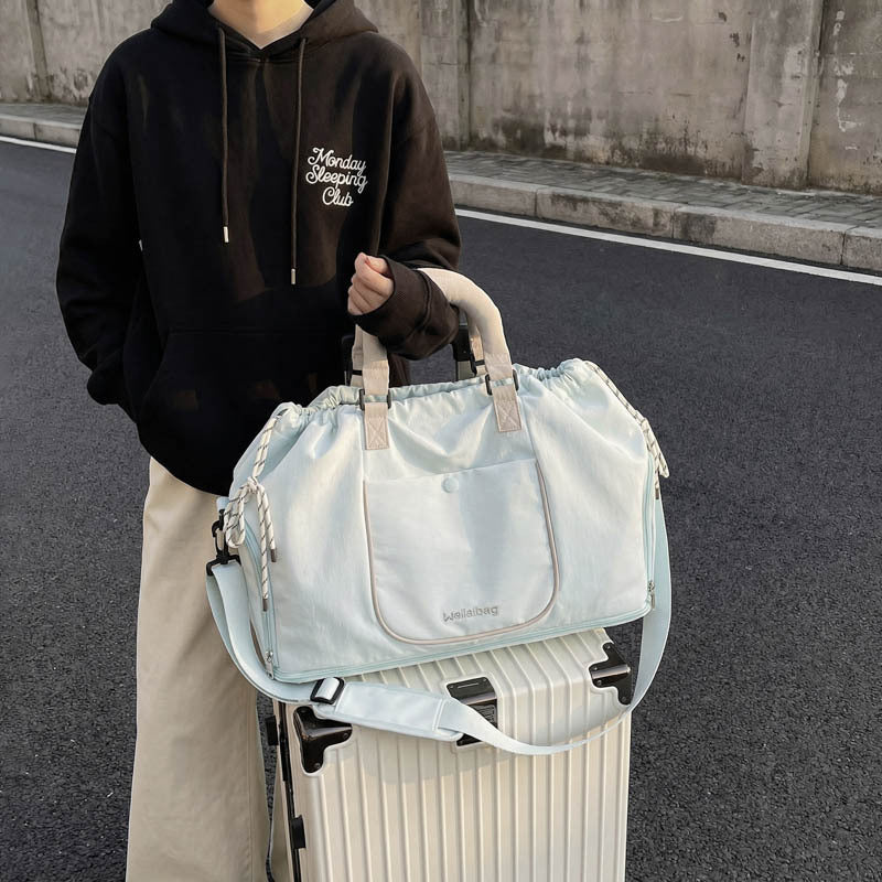 Multifunktionale Reisetasche mit verstellbarem Gurt Karnz