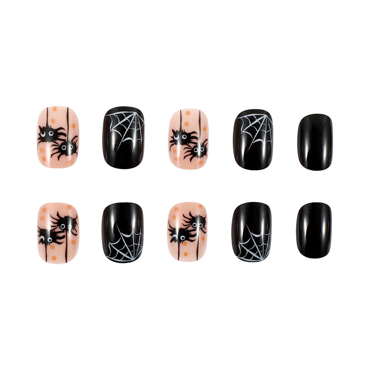 Halloween-Themen-Spinne und Netz-Nagelkunst Karnz