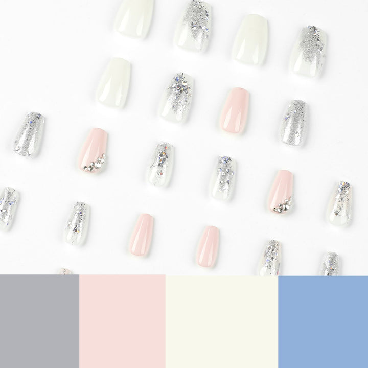 Elegante Nagelkunst mit Glitzerdetails Karnz