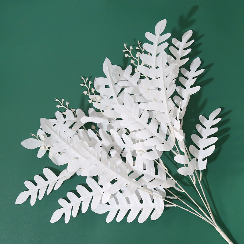 Elegante Faux-Blatt-Stamm-Anordnung