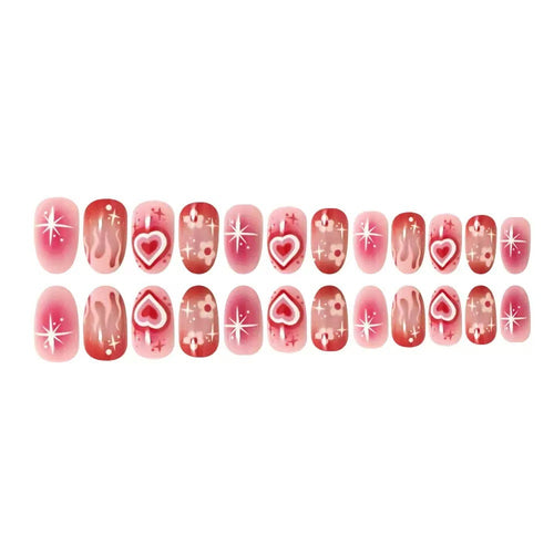 Kunstnagelset mit romantischen Herz-Design und glitzernden Akzenten Karnz