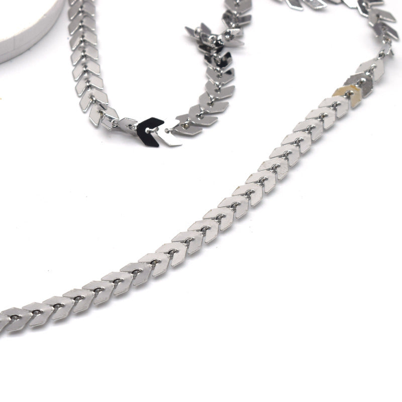 Elegante vergoldete Brille Kette Karnz