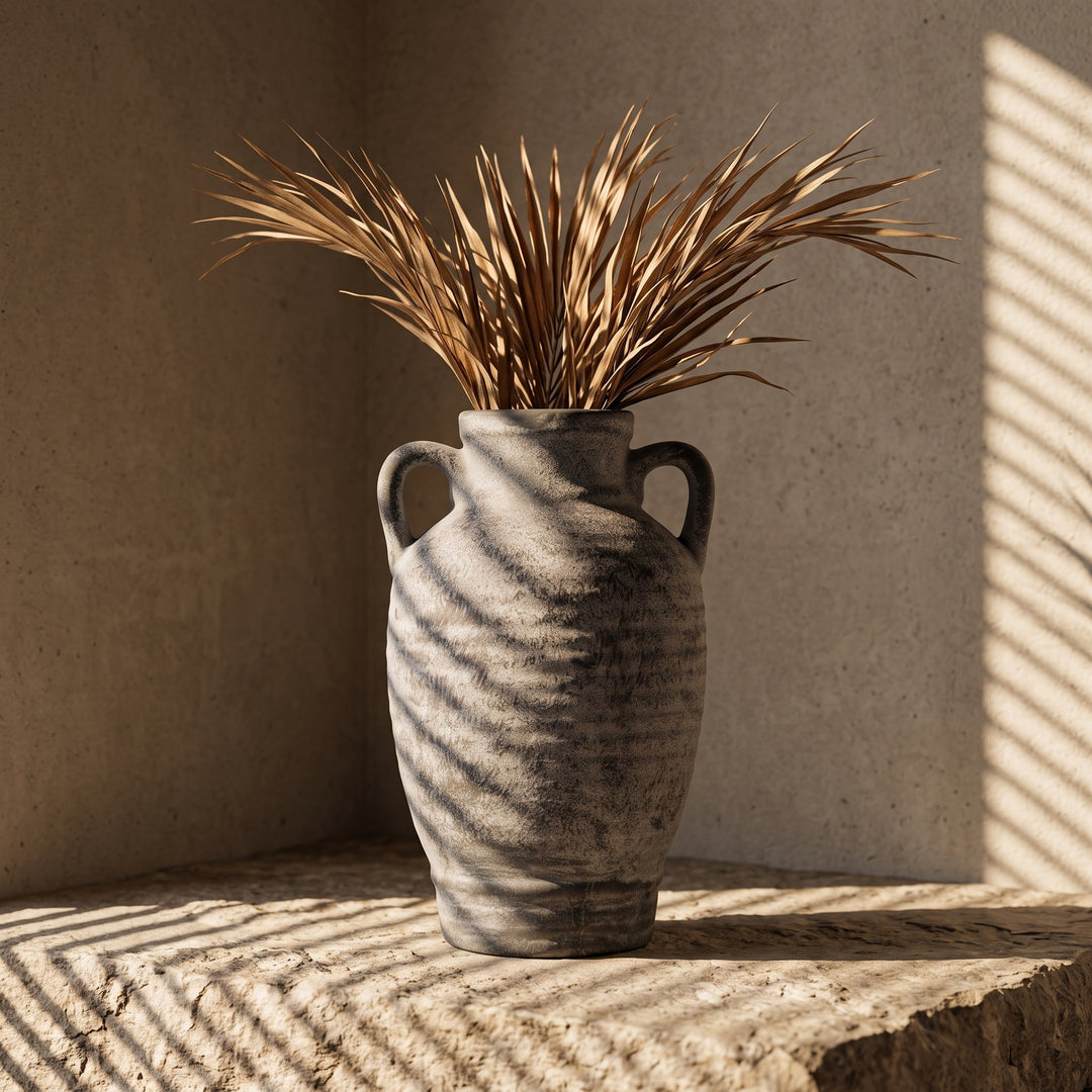 Stilvolle Terrakotta Vase Karnz