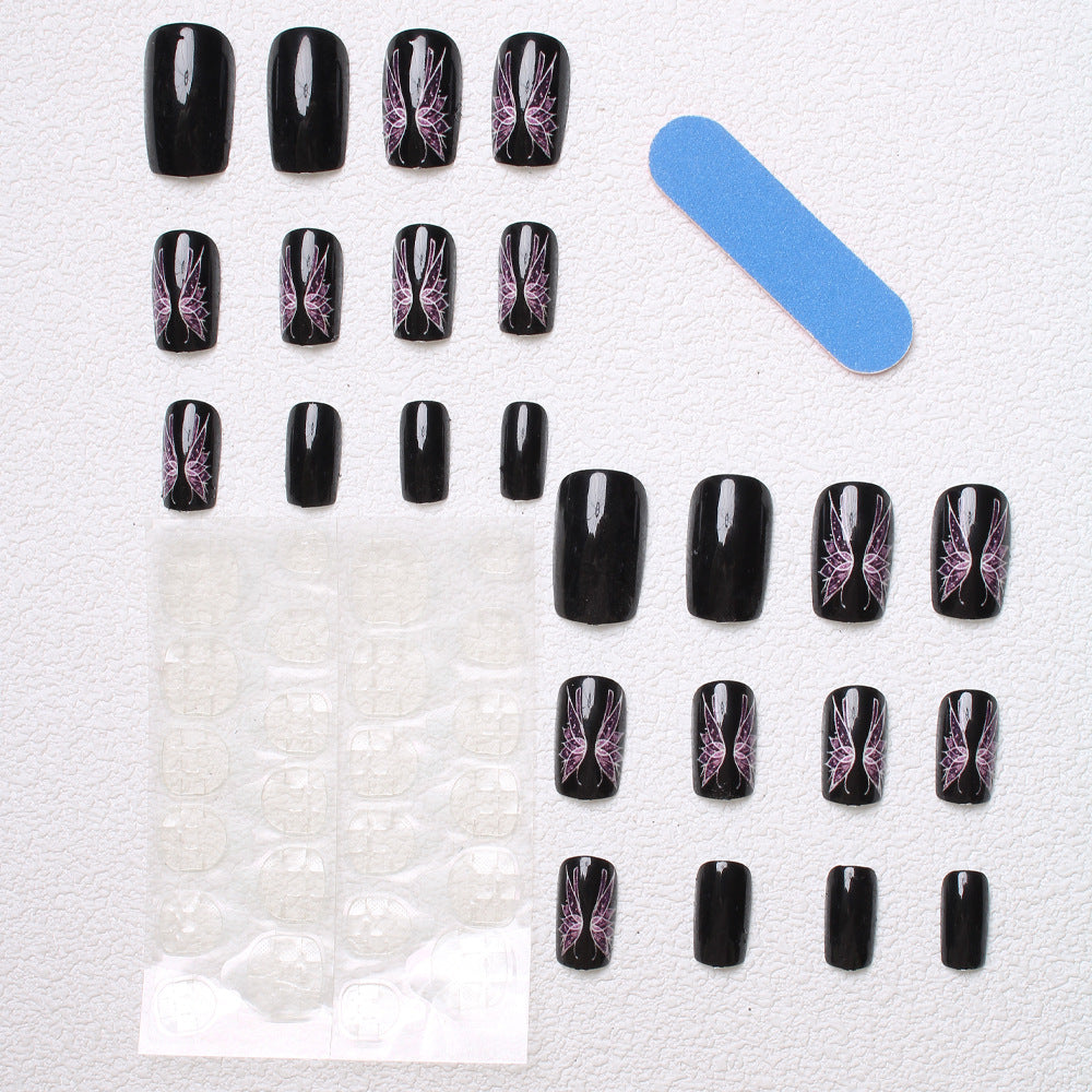 Künstlerisches Press-On Nail Design Karnz