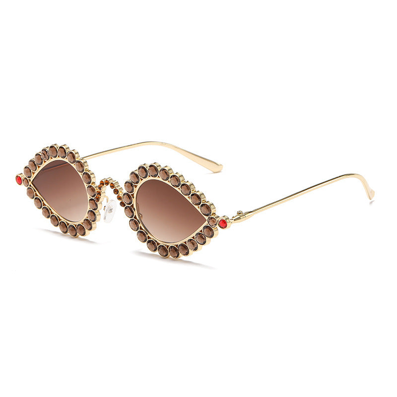 Damen Glamouröse Sonnenbrille mit funkelndem Strass Besatz Karnz