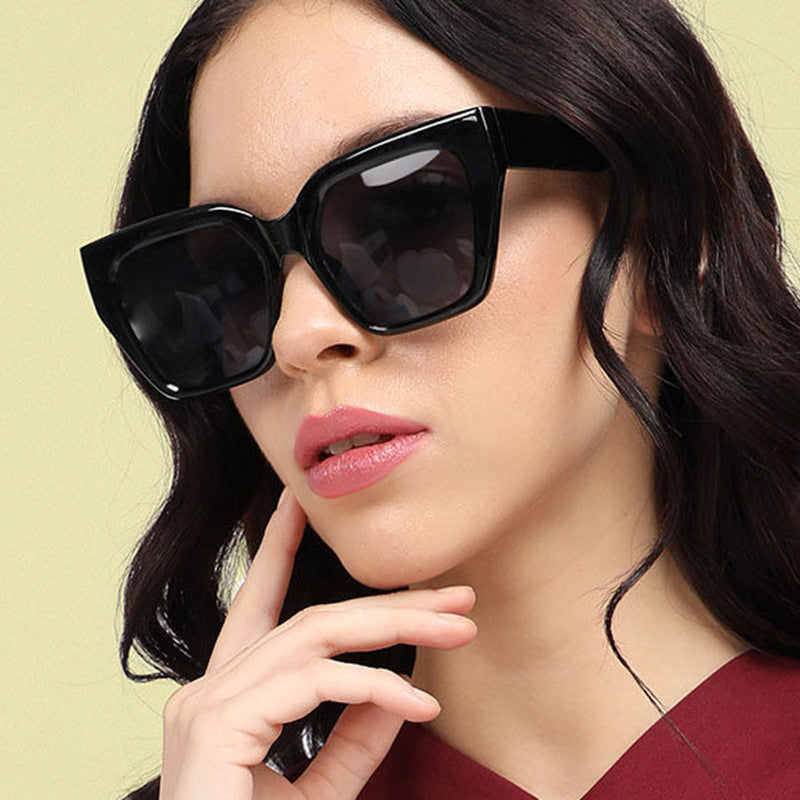 Damen geometrische Brille im modischen Schildkrötenmuster Karnz