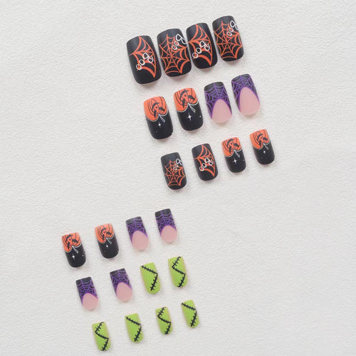 Kreatives Halloween Nageldesign Karnz
