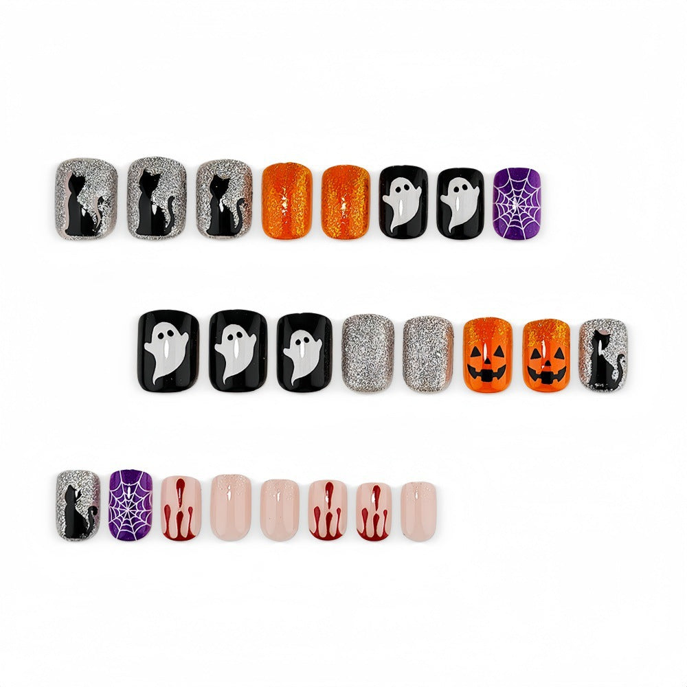 Kreatives Halloween Nagelset Karnz
