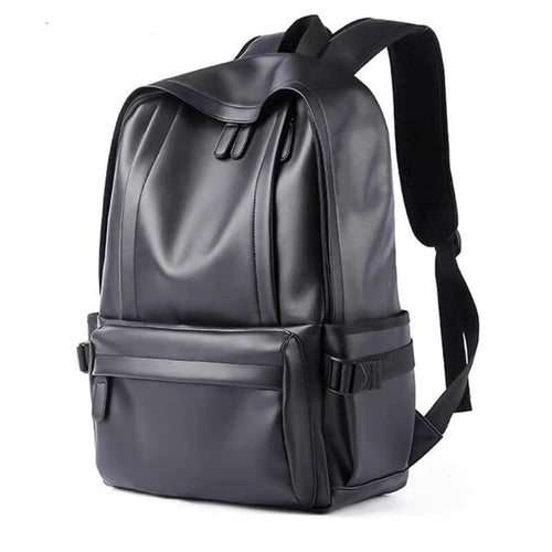 Schlanker Kunstleder-Rucksack Karnz