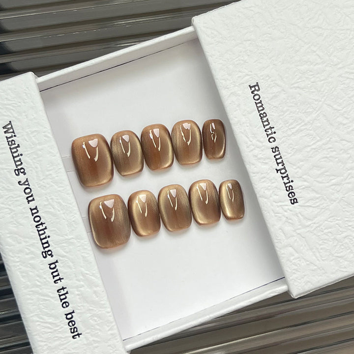 Elegantes Press-On Nagelset mit glänzendem Finish