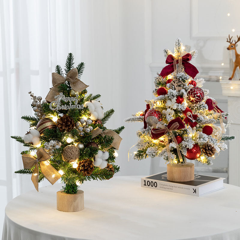 Dekorative Mini-Weihnachtsbaum mit LED-Lichtern