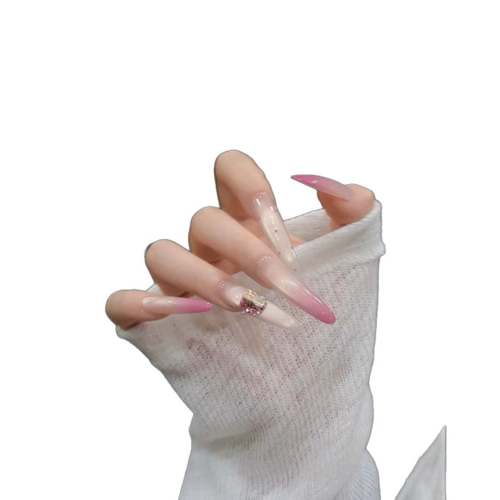 Stiletto-Nagelkunstverlängerungen mit elegantem Design