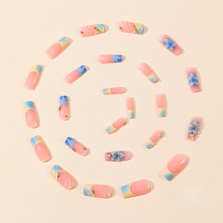 Künstlerische florale Acryl-Nail-Art-Verlängerungen Karnz