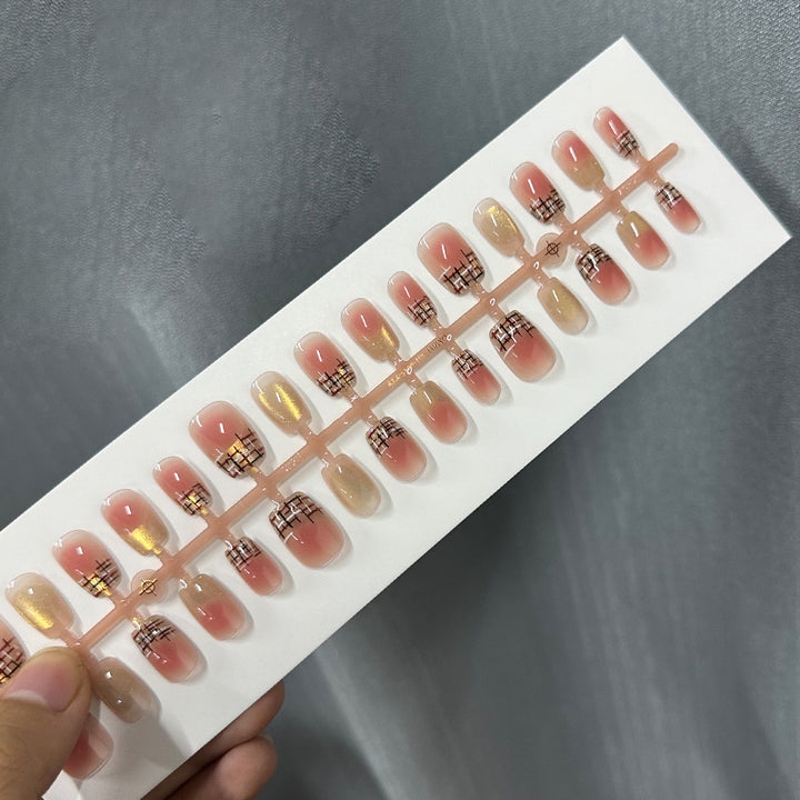 Künstlerisches Ombre Press-On Nagelspitzen Set Karnz