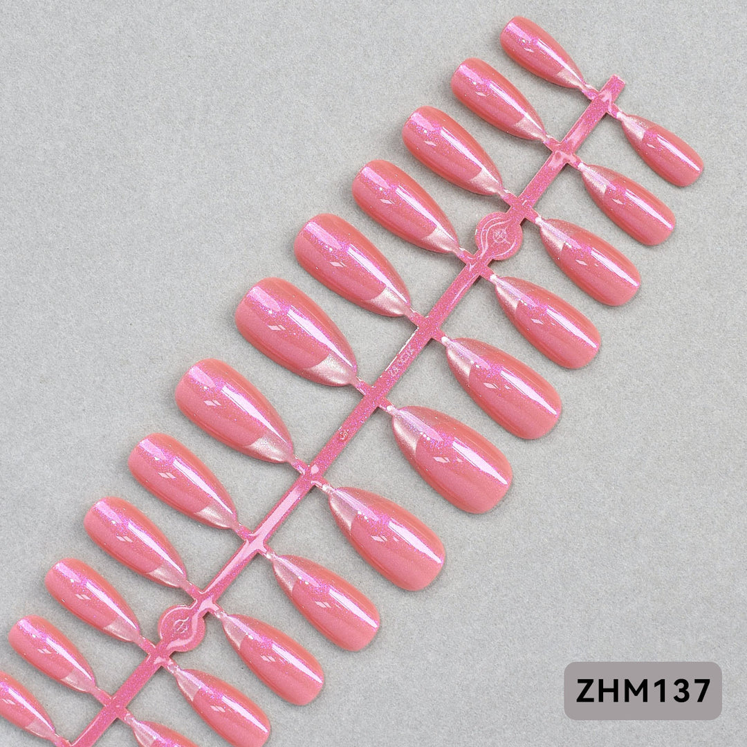 Elegante Press-On Nagelspitzen Karnz