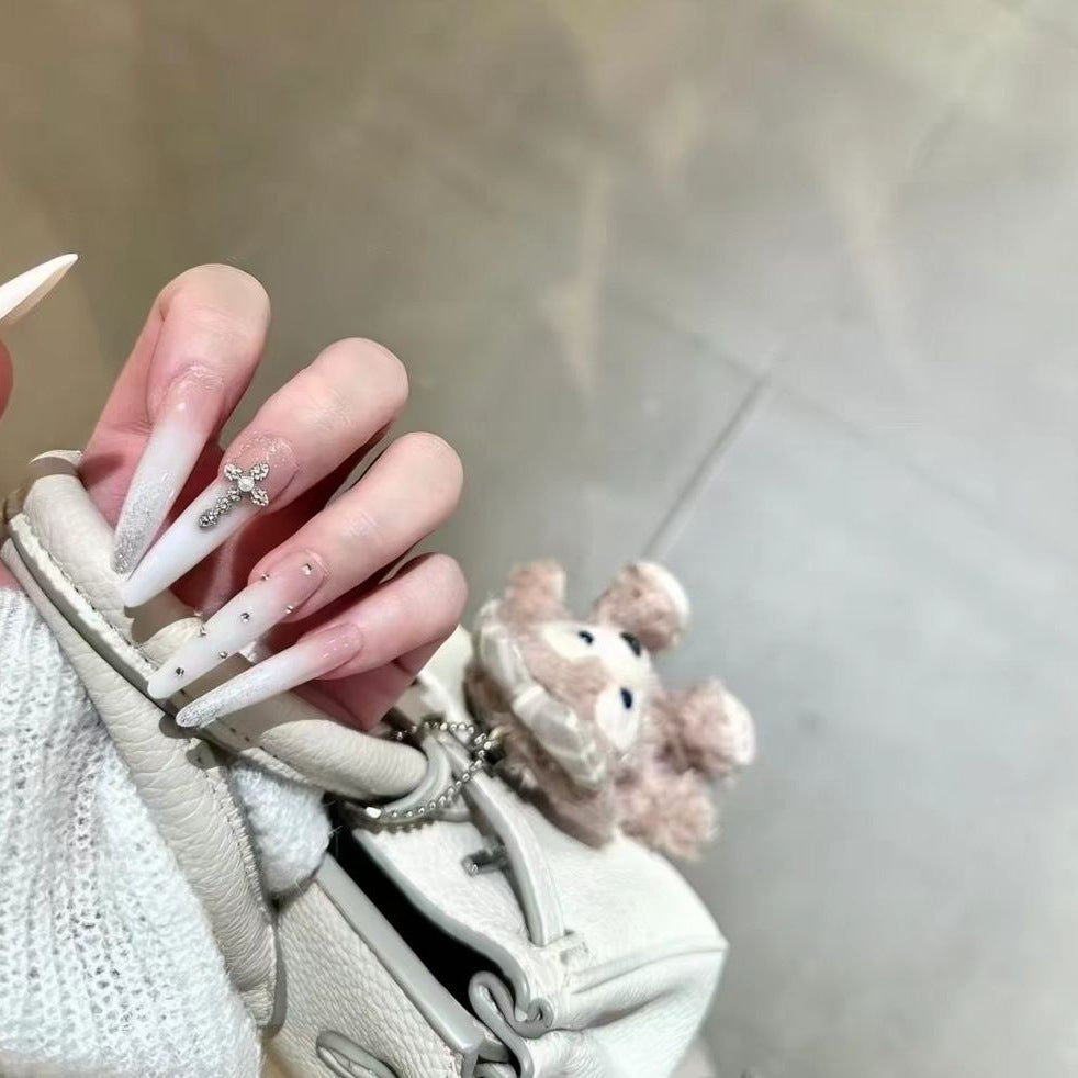 Elegante Lange Stiletto Press-On Nagelkunst