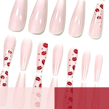 Künstlerisches Kussmuster Nagelverbesserungen Karnz