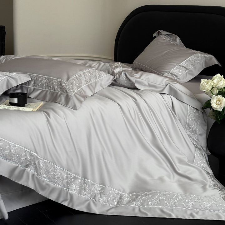 Satin Bettwäsche Set mit zartem Weinembroidery und tiefem Spannbetttuch