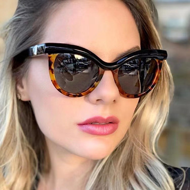 Damen elegante Cat-Eye Sonnenbrille mit stilvollem Metallrahmen Karnz