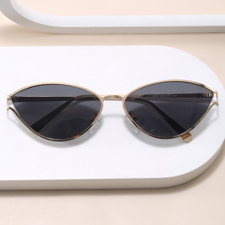 Modische Cat-Eye Sonnenbrille mit Dünnem Metallrahmen Karnz