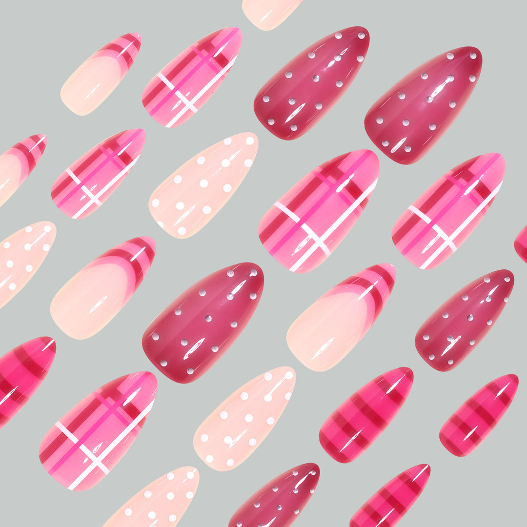 Künstlerisches Glänzendes Stiletto Press-On Nail Set Karnz