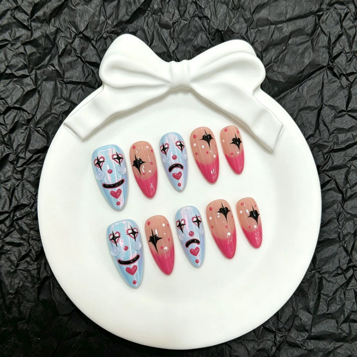 Kreatives Clown-inspiriertes Press-On Nägel Set