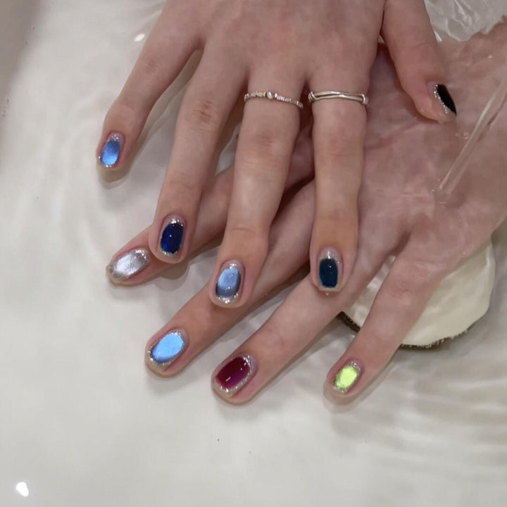 Kunstnägel mit Holografischem Effekt Karnz