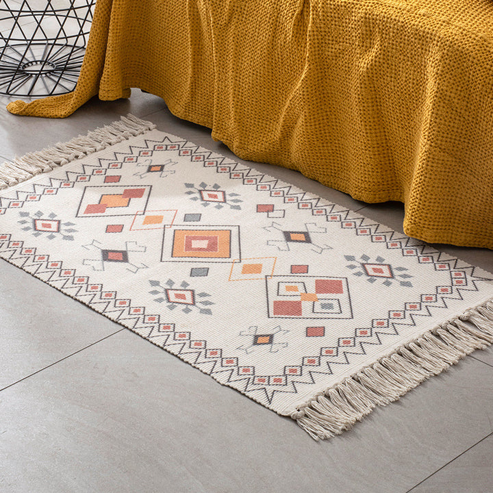 Handgewebter Baumwoll-Tischläufer mit Mandala-Jacquard und dekorativen Fransen