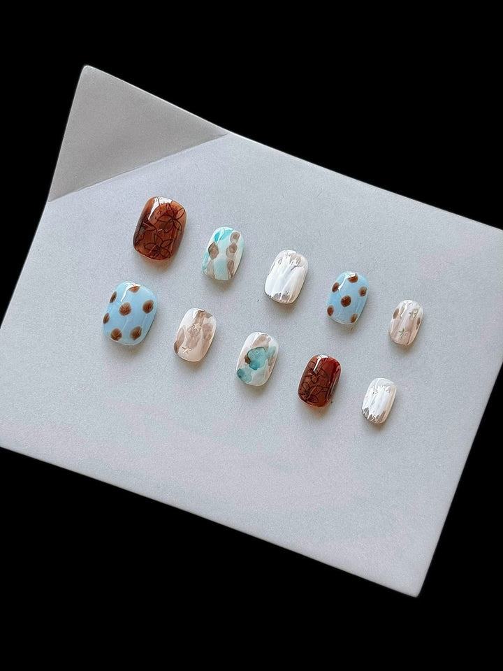 Abstraktes Künstlerisches Aufklebenägel-Set