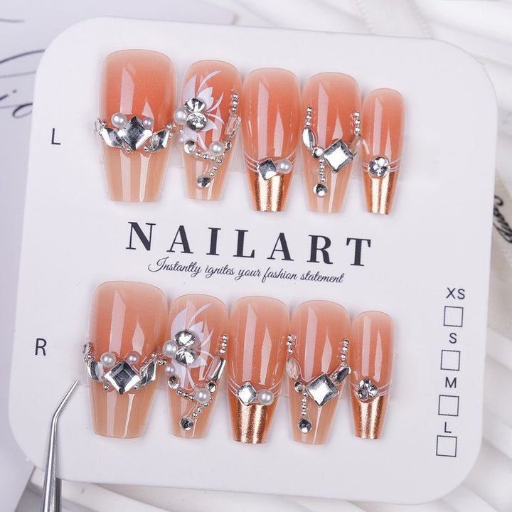 Kreatives thematisches Press-On-Nagelset Karnz