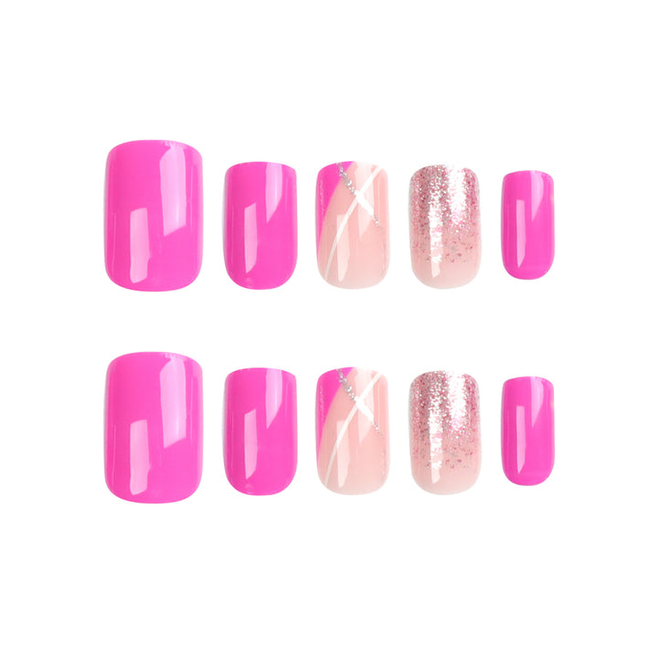 Glamouröses Nageldesign Karnz