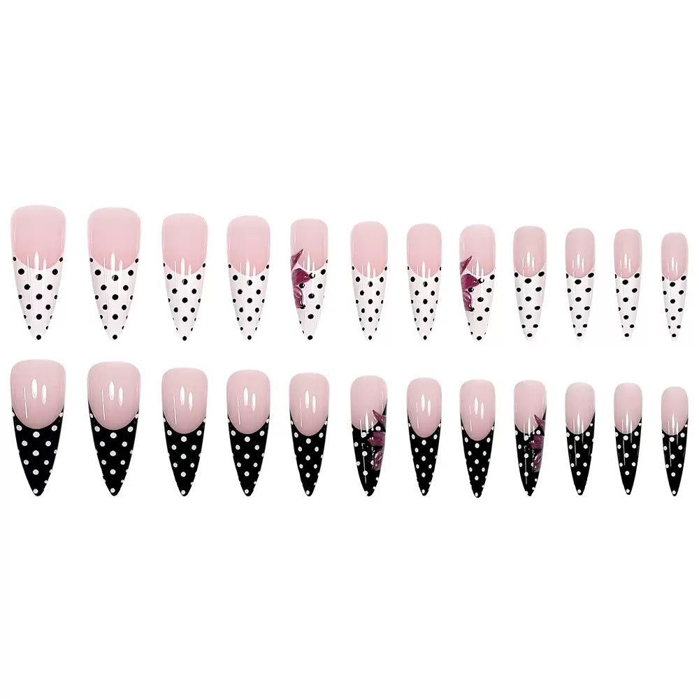 Künstlerische Stiletto Nagelkunst Verlängerungen Karnz 1787913641