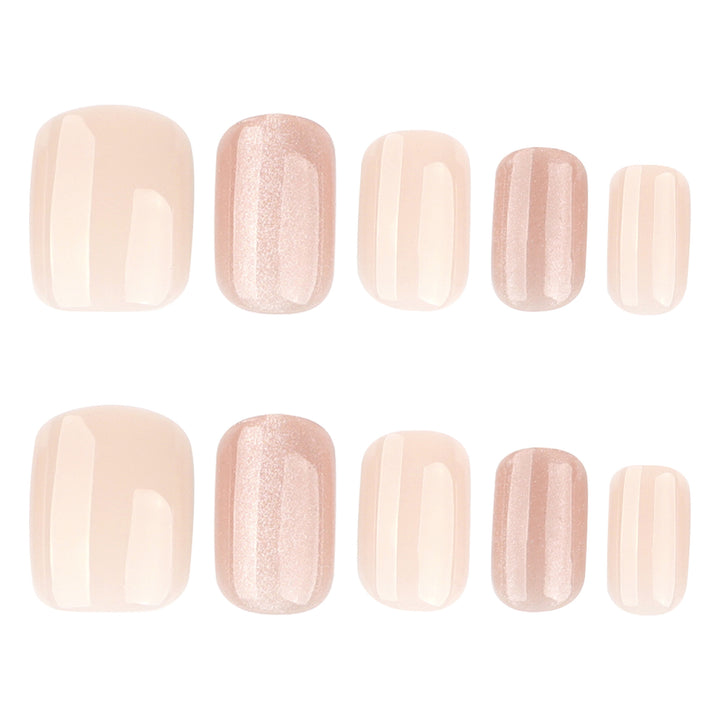 Künstliche Nagelverlängerungen mit elegantem Glitzer-Effekt Karnz