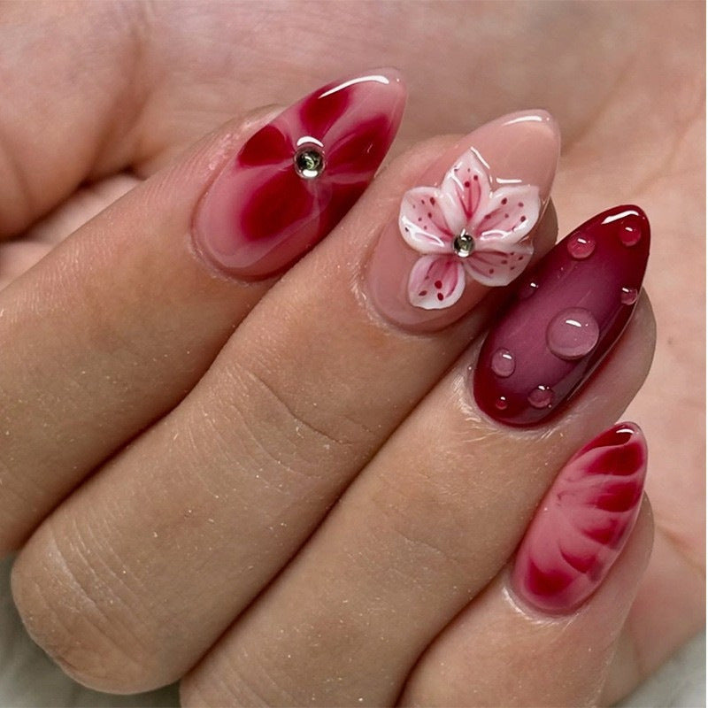 Floral Art Press-On Nagelset mit 3D Akzenten Karnz
