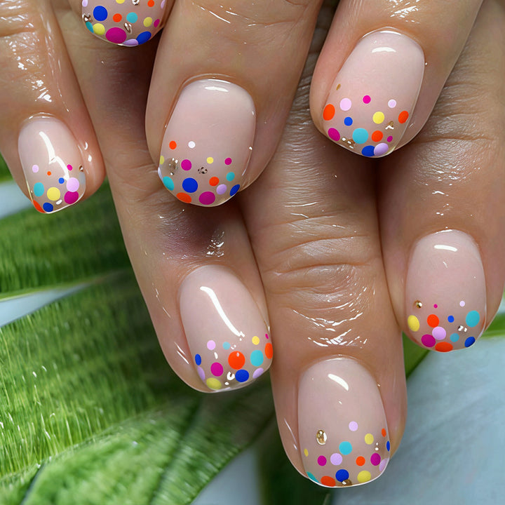 Dekoratives Punktmuster Press-On Nail Art Karnz