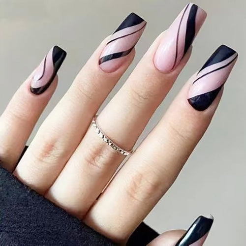 Künstlerisches Nagelkunstdesign