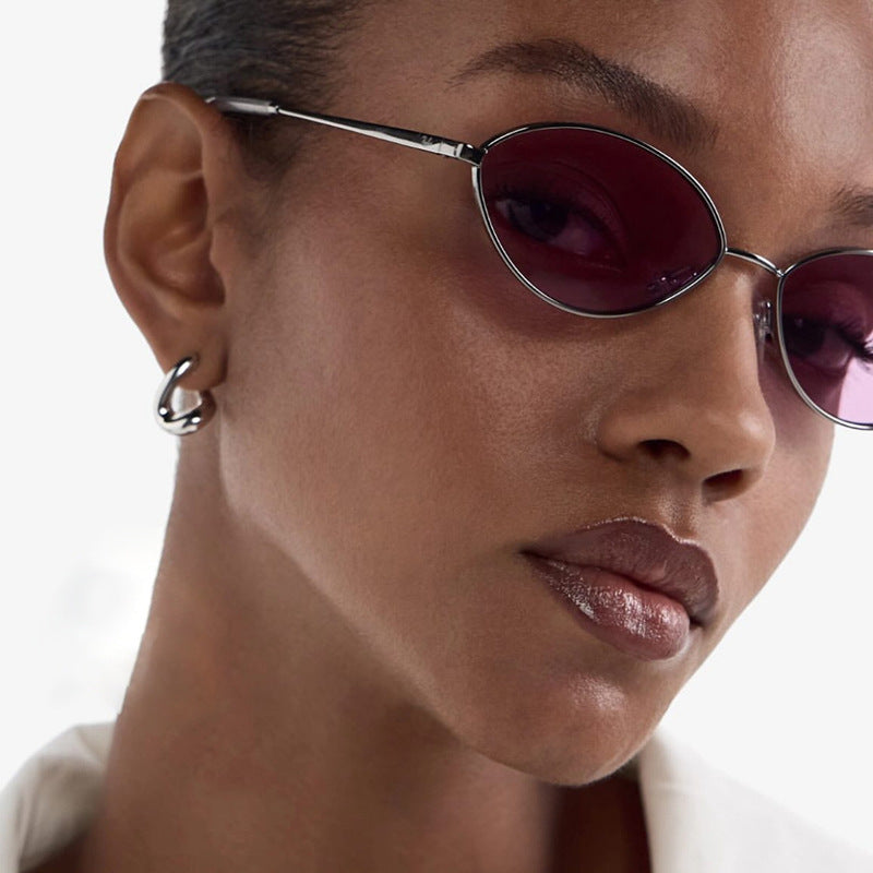 Damen modische Sonnenbrille mit ovalem Design und polarisierten Gläsern Karnz