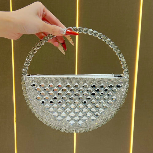 Rhinestone-besetzte Clutch