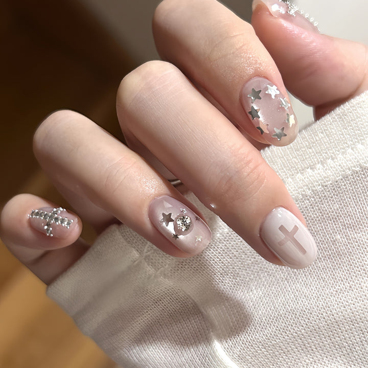 Kreative Nagelkunst Karnz