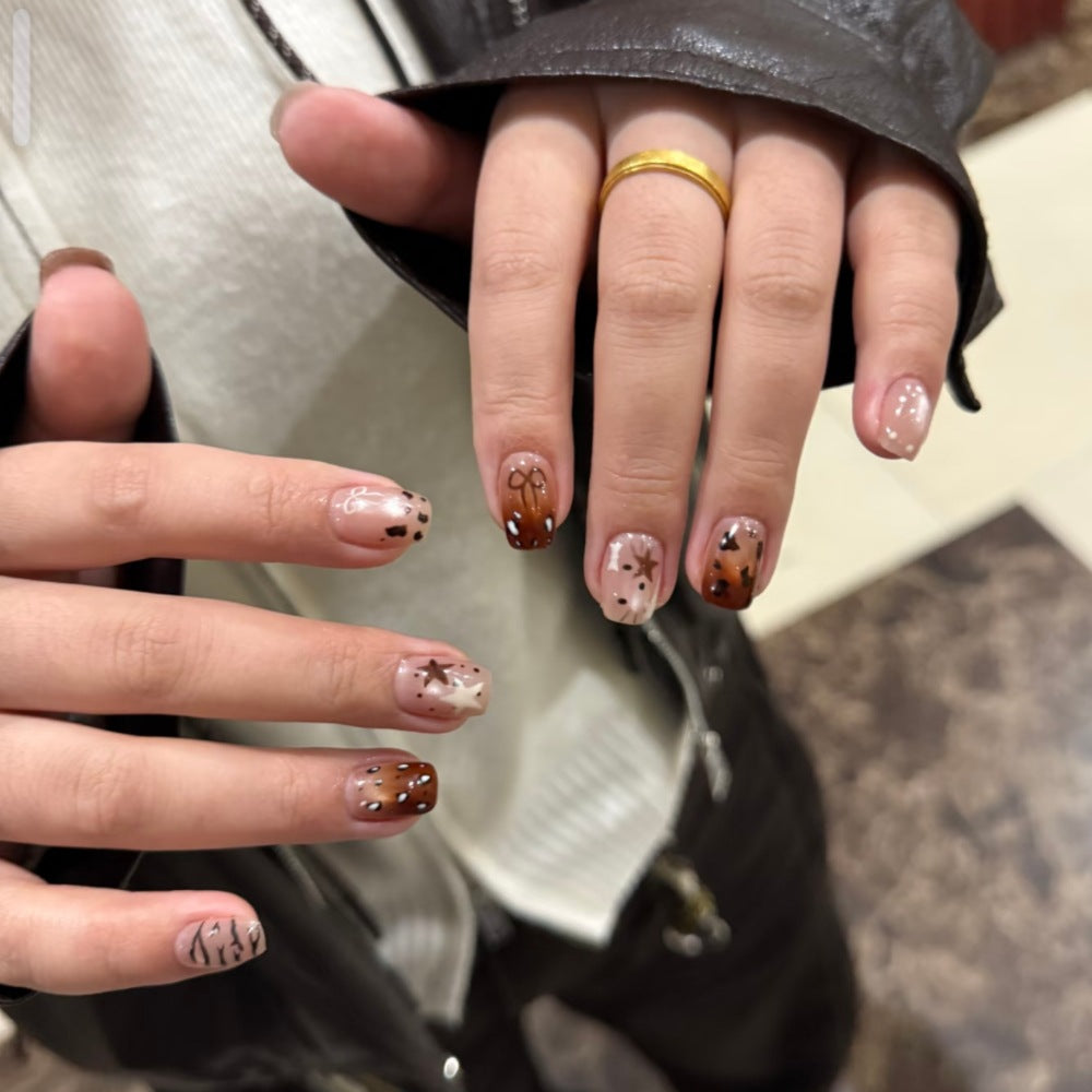 Künstlerische Nagelverlängerungen Karnz