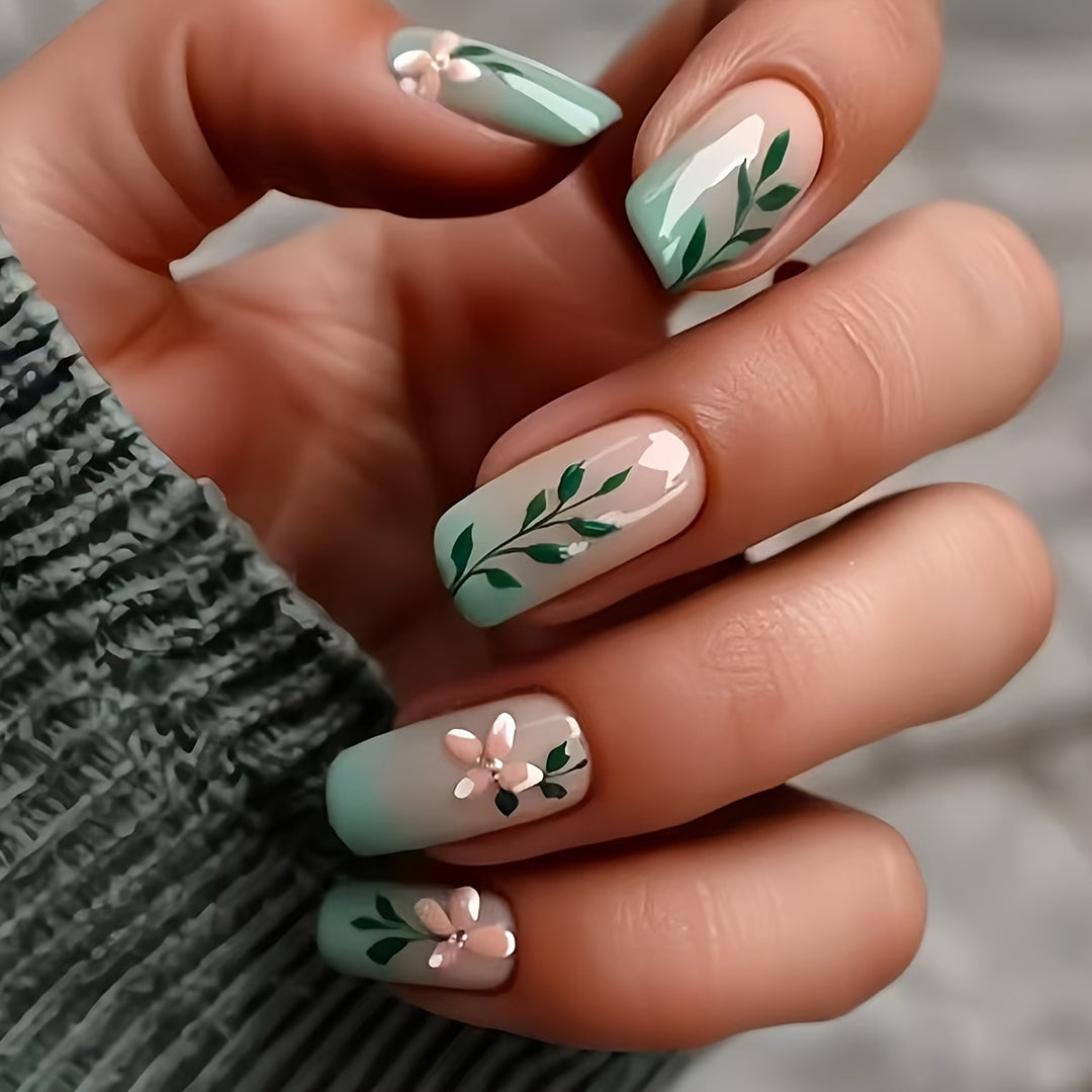 Floral Design Press-On Nail Set Karnz