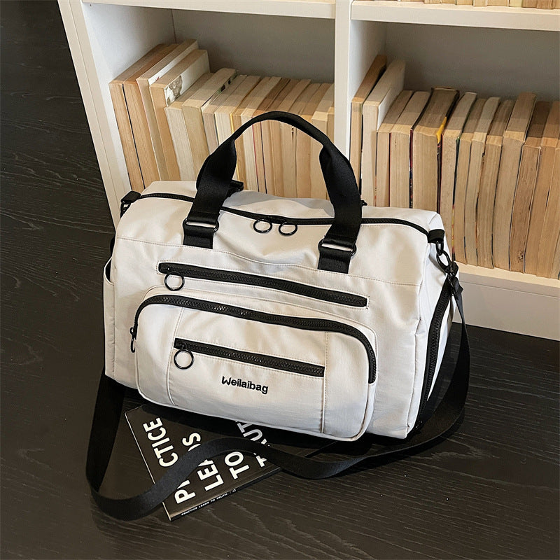 Multifunktionale Sport-Duﬀel-Tasche