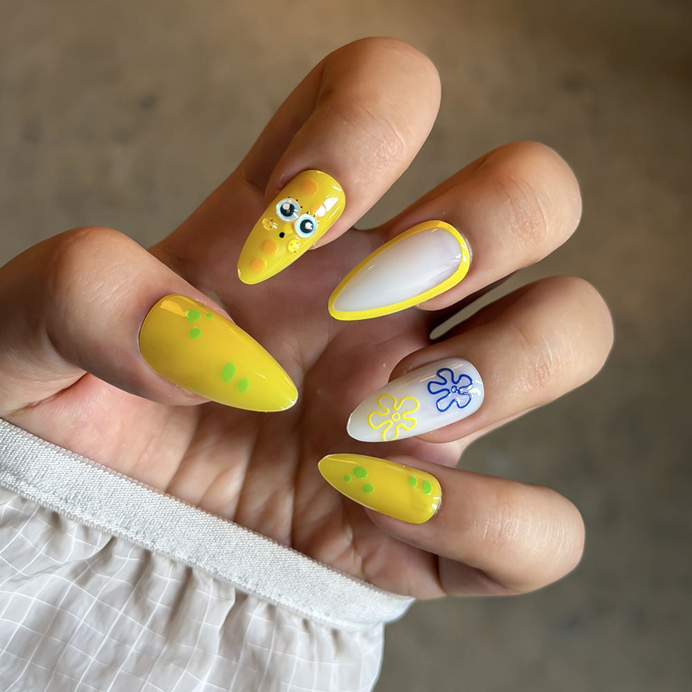 Verspieltes Cartoon Press-On Nagelset Karnz