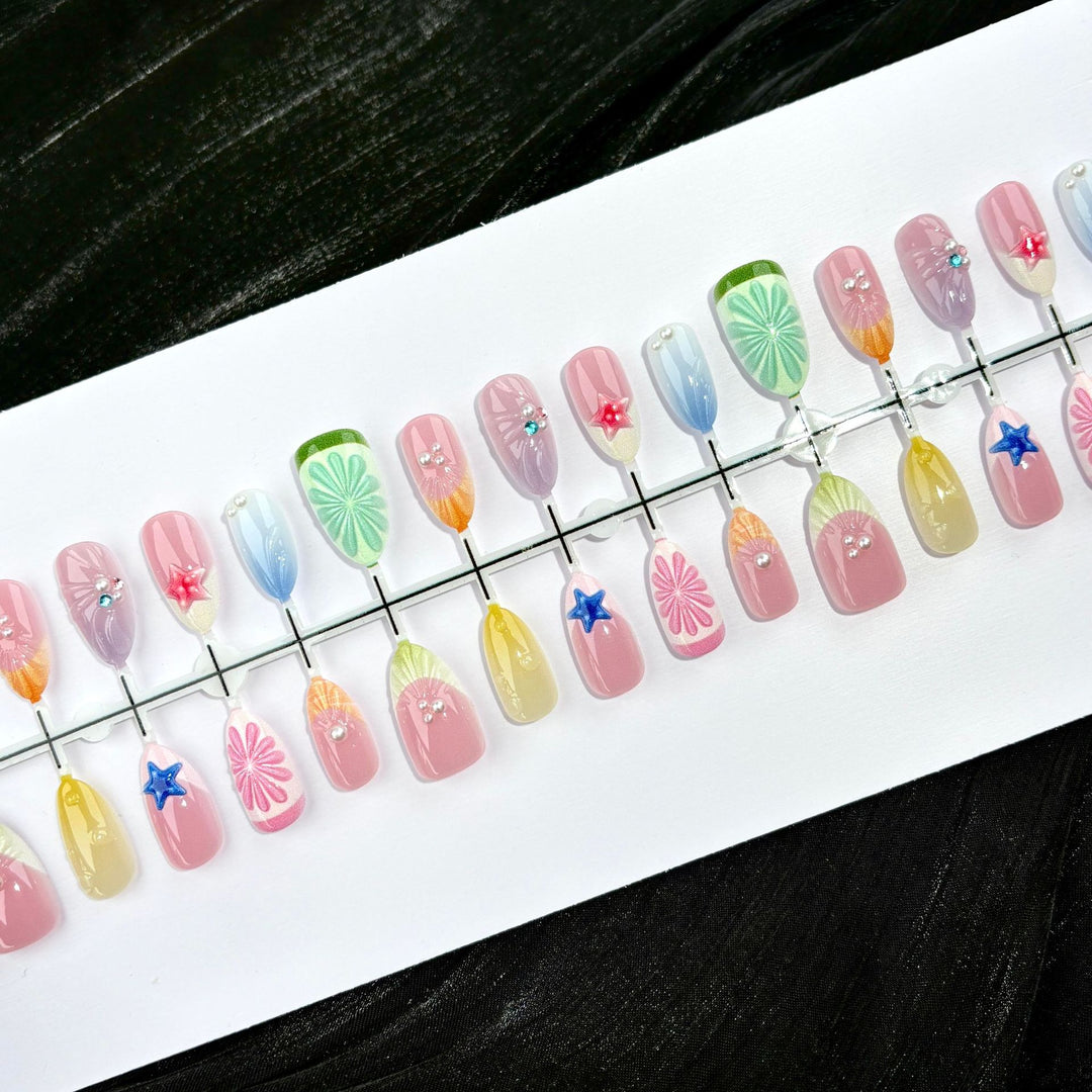 Dekoratives Florales Press-On Nagelset