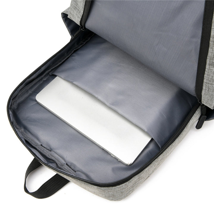 Moderner Rucksack mit Innovativem Stauraumkonzept Karnz